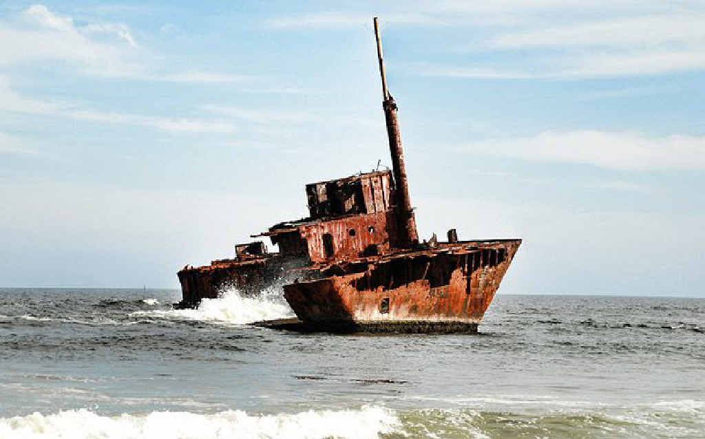 Remains can still be seen today of the 53,000 tonne Sygna that was blown ashore in 1974. Remains can still be seen today of the 53,000 tonne Sygna that was blown ashore in 1974.